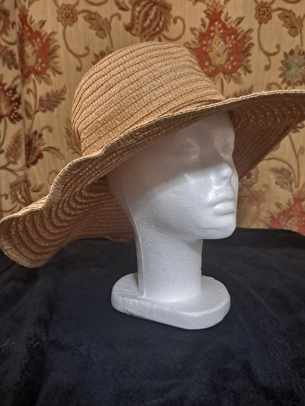 Classic Wide-Brim Straw Sun Hat - Brown